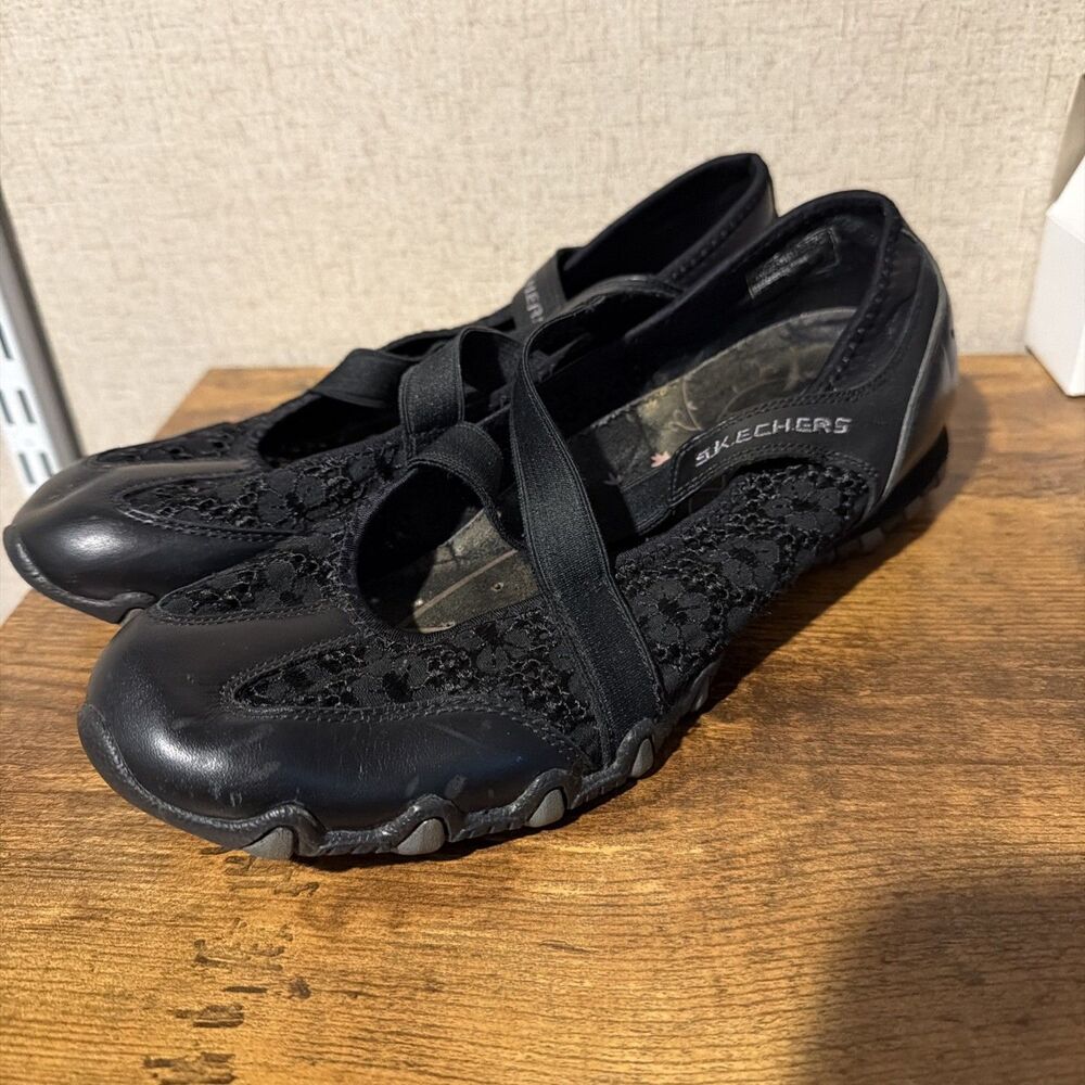 Skechers Women’s Size 9.5 Slip On Strappy Shoes Black Leather/Suede